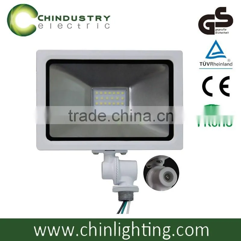 Long lifetime high power ce rohs tuv listed IP65 outdoor rgb 20w floodlight led