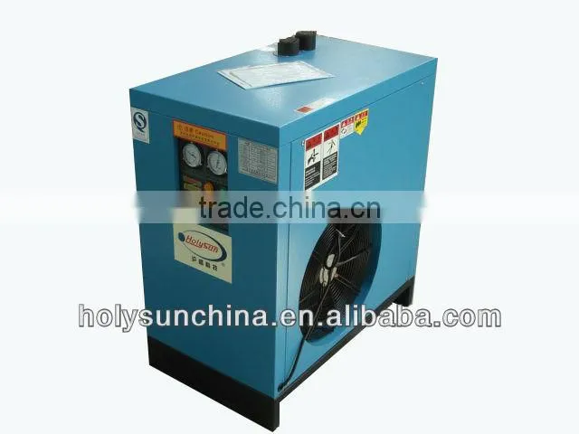 Compressed refrigerated air dryer