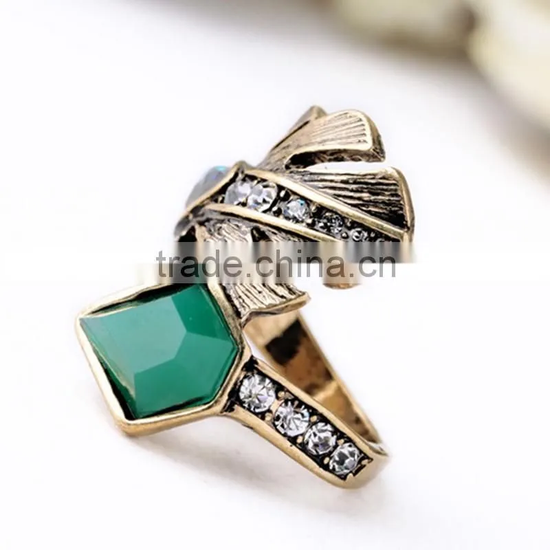 Punk Style Ring Designs Antique Gold Plated Crystal Cluster Leaf Irregular Finger Rings For Women