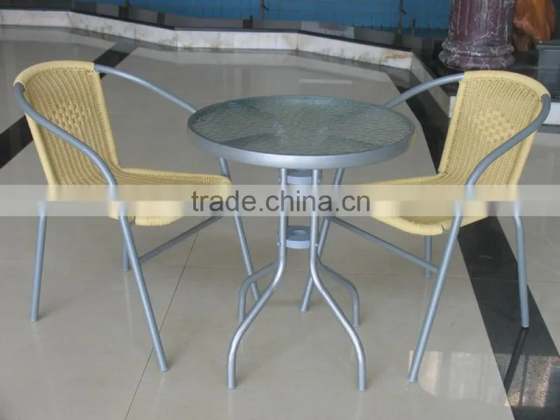 Table & Chairs
