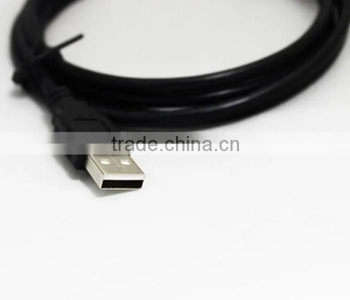 USB 2.0 Cable A male to A male connecting computer cable for hard disk