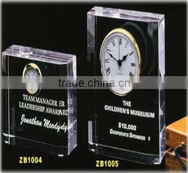 2016 Popular and fashionable crystal clock