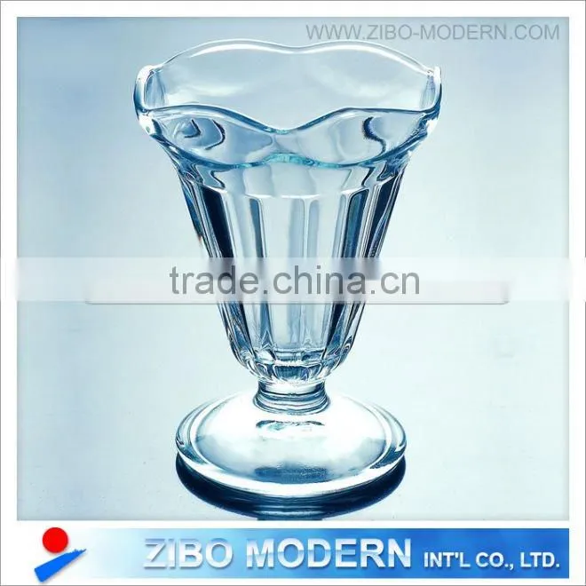Clear glass mug/Glassware