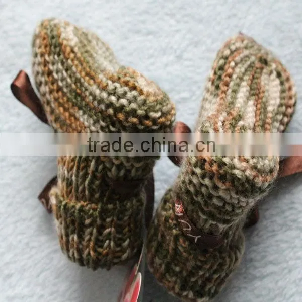 2015 new season new design handmade socks with ribbon baby socks