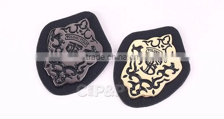 Guangzhou black leather covered garment label