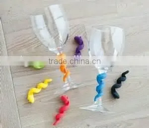 Promotion wine accessories sets silicone wine glass markers