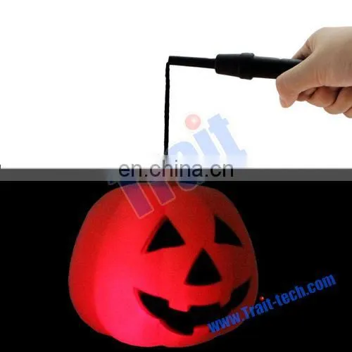 Hot Selling Cute Portable Pumpkin Lamp For Halloween Decoration With Handle