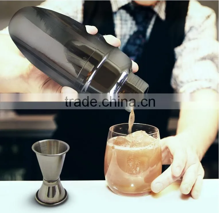 2015 professtional bar shaker bottle, unique shape cocktail shaker, handmade stainless steel wine shaker