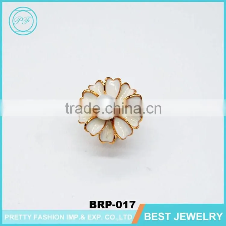 Fashion Simple Pearl Three Rings Metel Scarf Buckle Scarf Clip