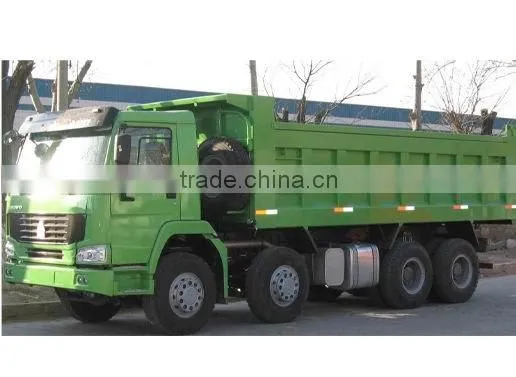 SINOTRUK HOWO camion volquete 8*4