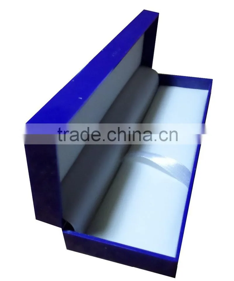 Blue color design for the plastic pen packaging box