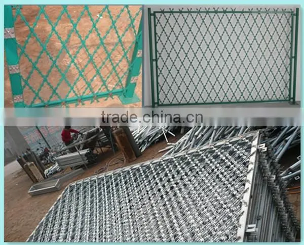 Farm used sharp BTO type concertina mesh fences high security metal edge barriers welded razor wire fencing