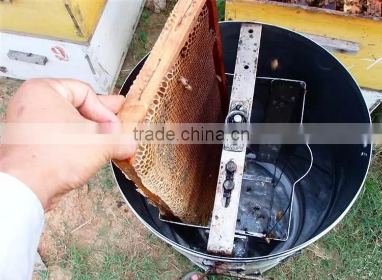 The backpack honey extract machine