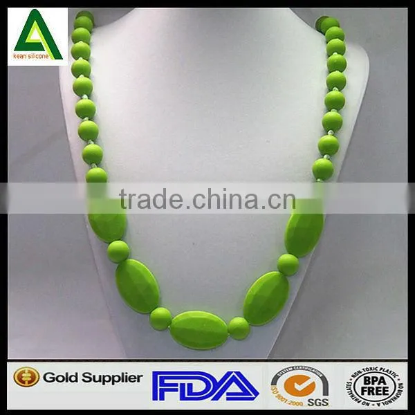 giraffe teether baby chewing teething necklace silicone jewelry