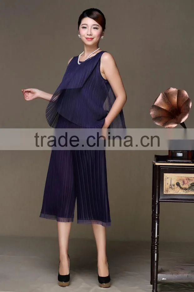 Pleat sleeveless solid women summer pant suits