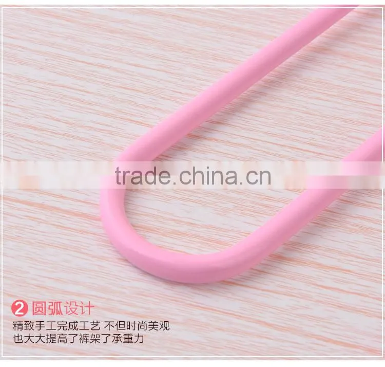 2017 low price metal bikini hanger for display metal lingerie hanger