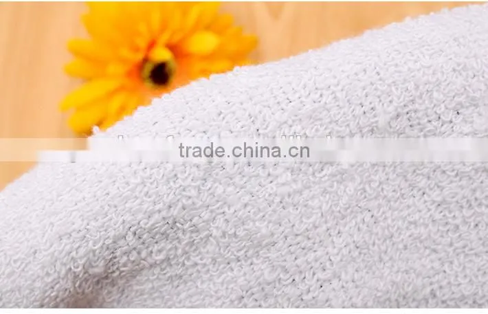 Morocco exfoliating scrub mitt