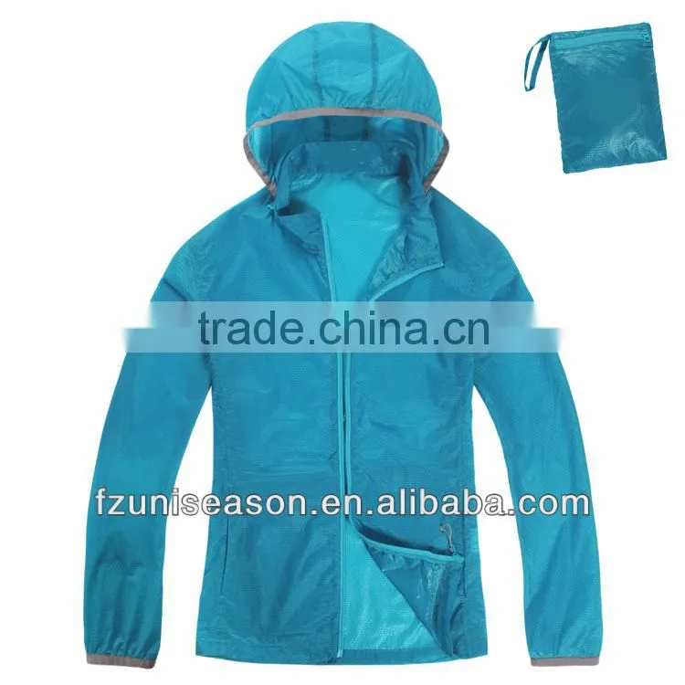 Waterproof thin nylon unisex windbreaker jacket with bag