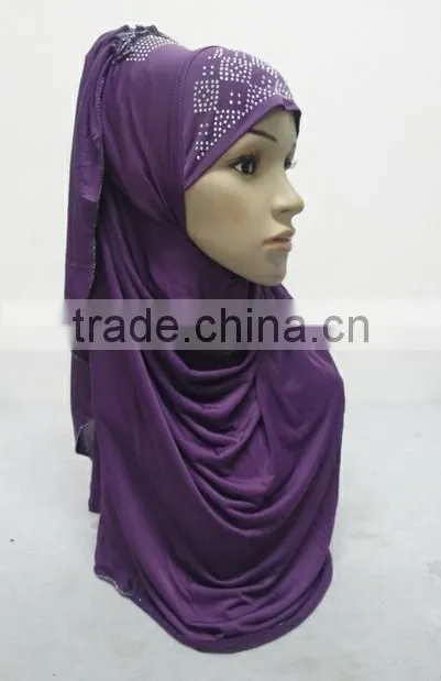 H182 latest soft silk muslim hijab with rhinestones