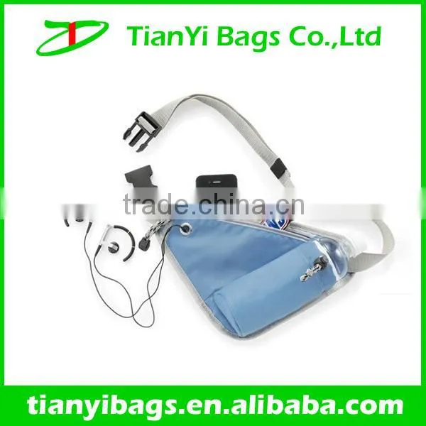 Triangle sports waist bag with bottle holder
