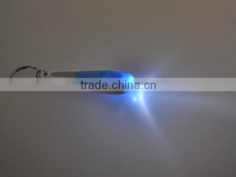 Beautiful Design Glow In The Dark Mini Flashlight Keychain LED factory