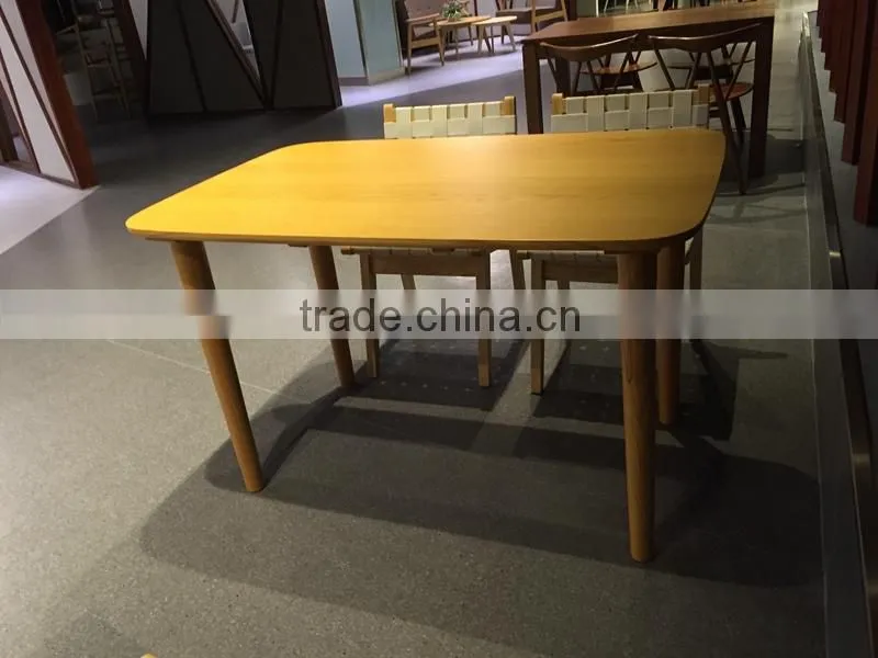 Solid wood dinning table
