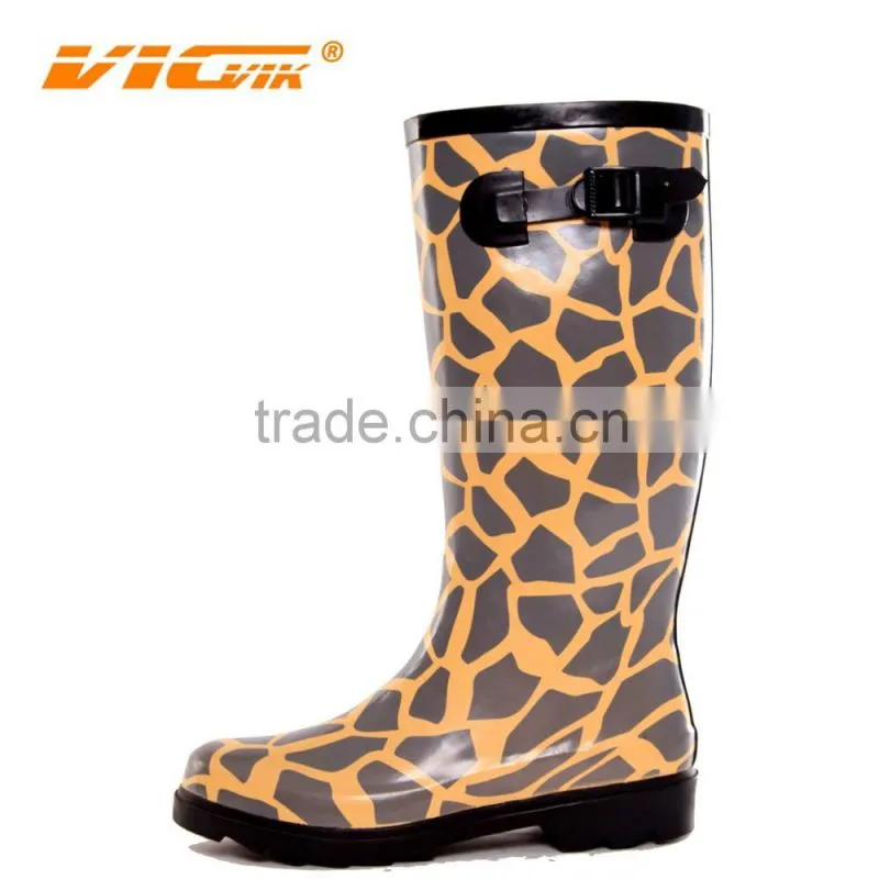 Leopard printed women's boots,cheap rubber boots,boots with buckle
