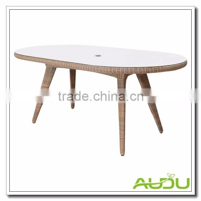 Round Wicker Classic Durable long dining table