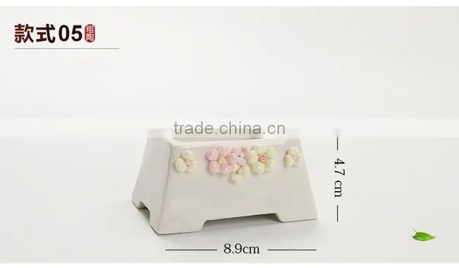 Creative hand pinching flowers small white ceramic flower pots