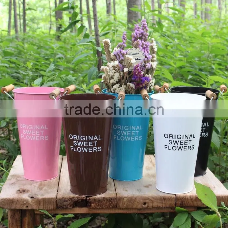 china cheap handmade garden gnome flower pots for balcony