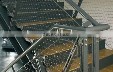 chain link fence