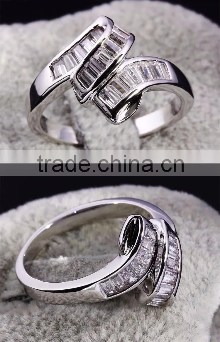 Simple Vintage Classic Costume Jewelry Hot Wedding Band Channel Setting CZ Ring
