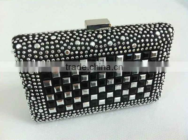factory sell beautiful black-white handbags with best price