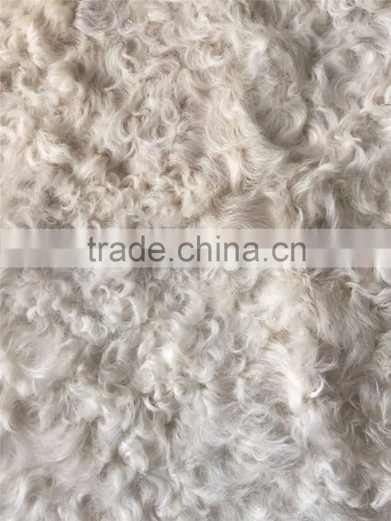 Good Quality White Lamb Fur Plate / Real Lamb Skin