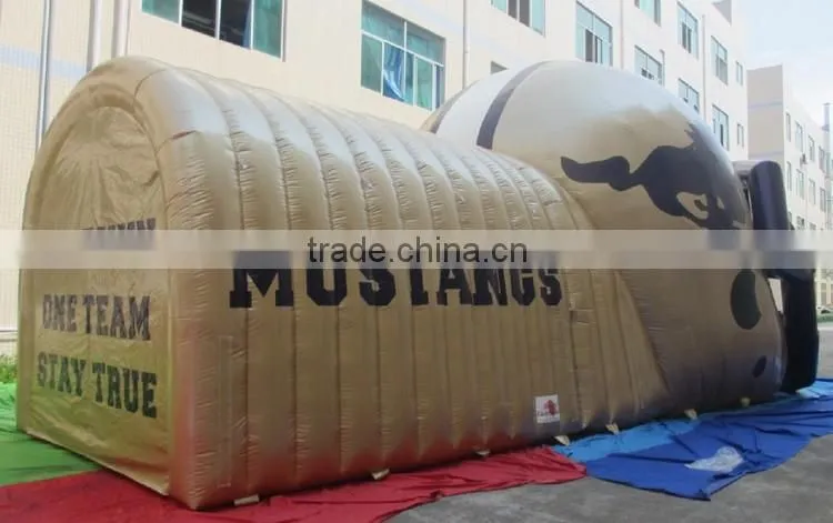 2016 Giant custom golden Inflatable football entrance helmet tunnel