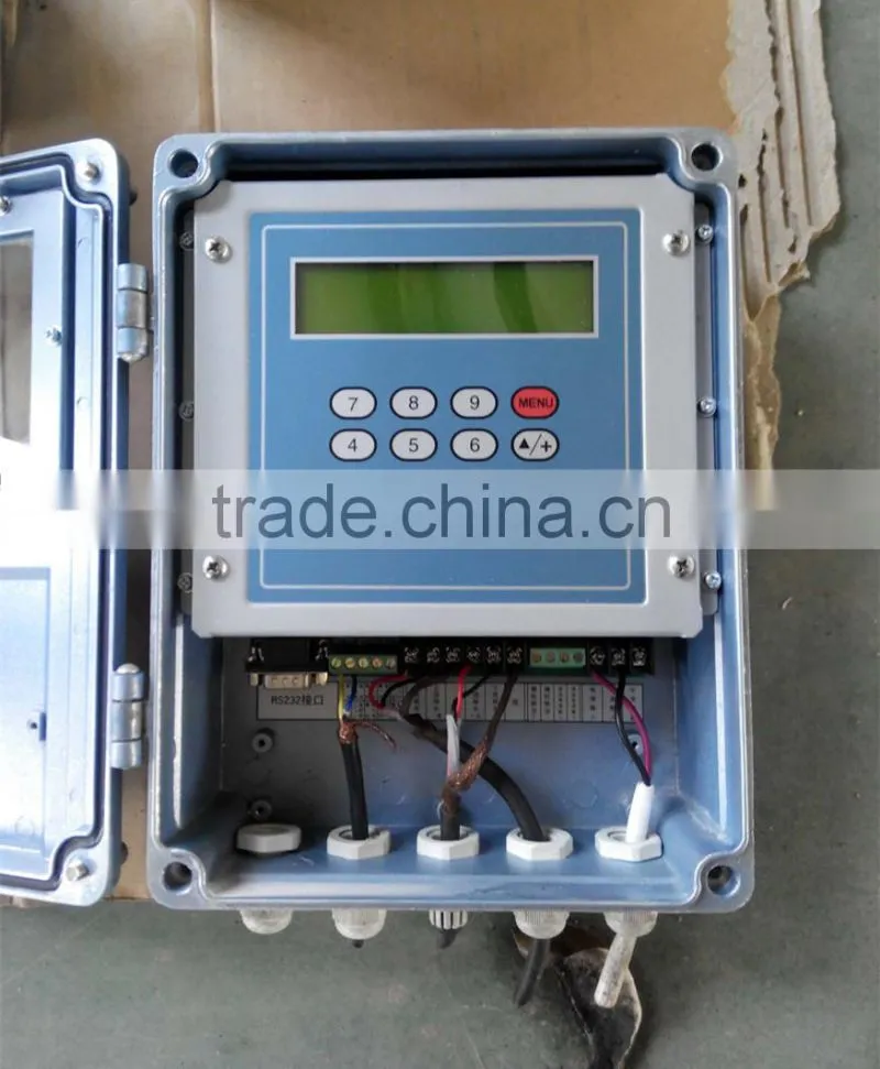 Wall fixed low cost ultrasonic flow meters