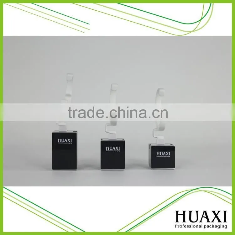 Black High Glossy Lacquered Small Wooden Watch Stand