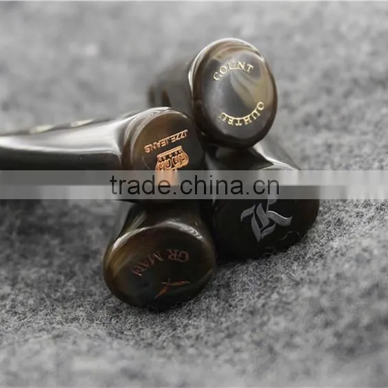 FASHION NEW IN RESION BUTTON WITH LASER PRINTING HOT SALE HORN TOGGLE BUTTON