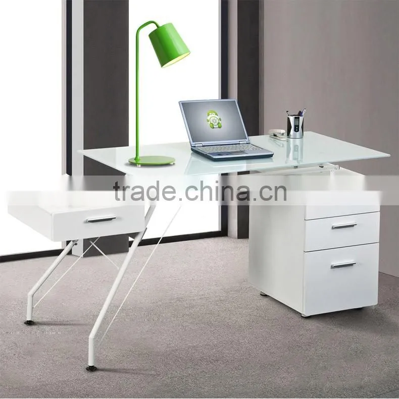 Updated CE Elaborate Factory Price Many Color Writing Task Table Lamp