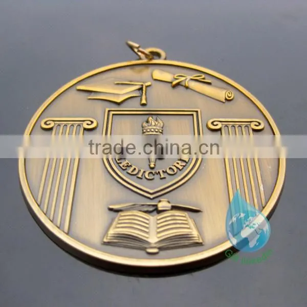 2014 custom lions badge