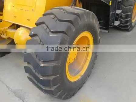 wheel loader