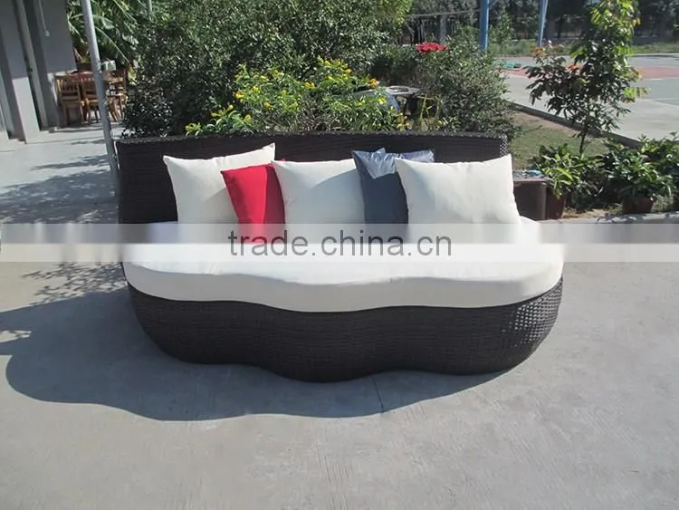 New Style Garden Furniture Wavy Sofa Sunbed