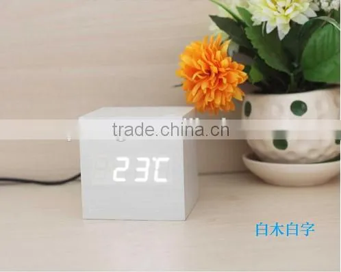 Modern Wooden Led Clock Square Style Desktop Clock Led Digital Single Face Alarm Clock Voice Activated Watch despertador