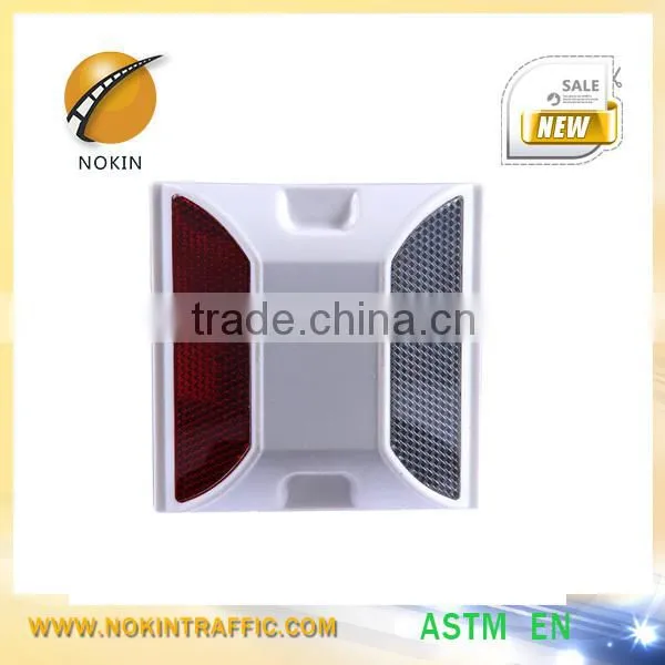 High Quality Lowest Price Plastic Motorway Reflective Road Studs