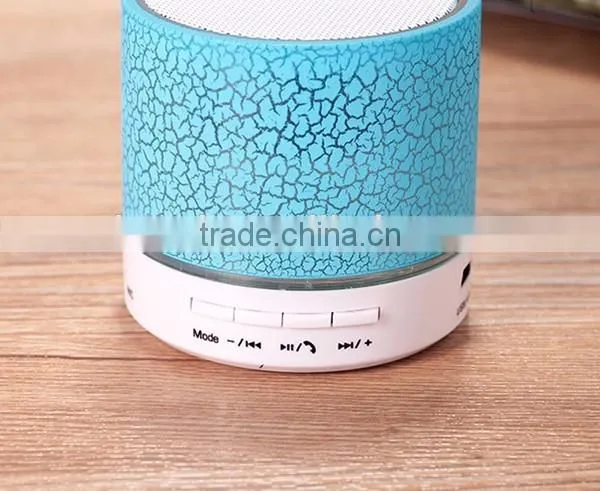 Hot selling wireless cheap mini bluetooth speaker with flashing light