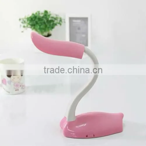 Supply Creative ugly duckling folding table lamp