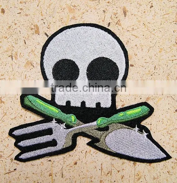 Custom high quality embroidered creative skulls patch for clothes embroidery patch made in china choose size/color