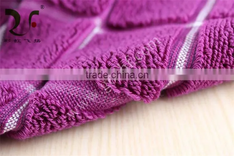 Plush grid pattern 100% cotton bath mat