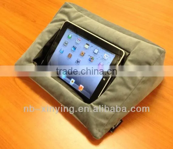 New design Cheap Laptop Desk with Manicure set