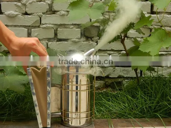 Smoker tool with Protect Fence for Beekeeping